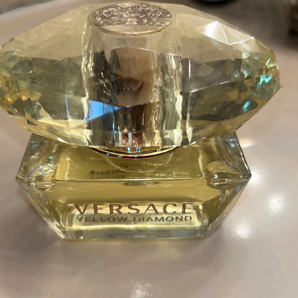 Versace Yellow Diamond Perfume